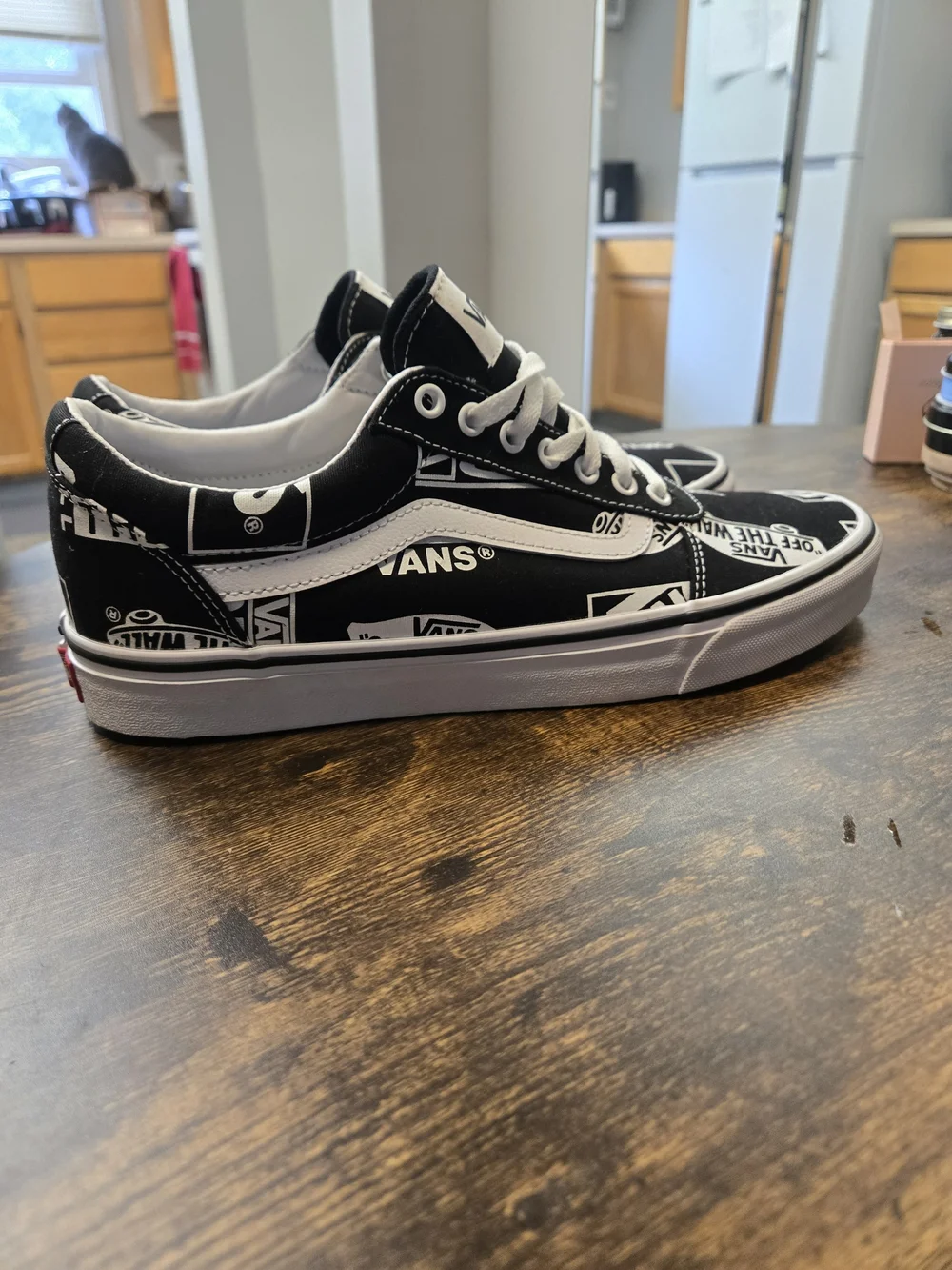 Vans | Black & White, Size 10.5